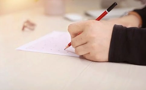 ����C++�Pԇ�}