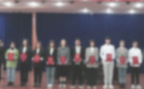 �ڿ������a(ch��n)���Y(ji��)���������a(ch��n)������(hu��)�h�ϵİl(f��)��