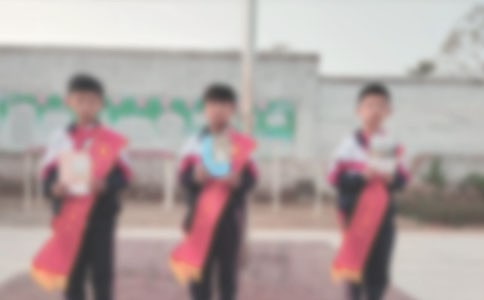 區(qū)經(jīng)濟(jì)工作總結(jié)表彰大會(huì)報(bào)告