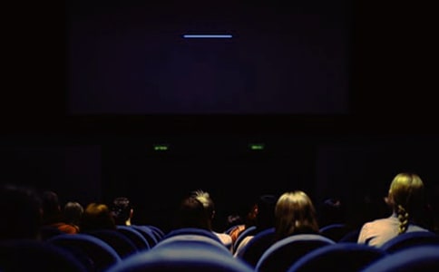 �Ӱ��������^���