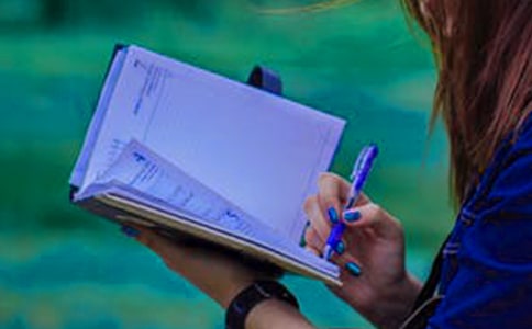 ���x��е����ģ�ͨ��44ƪ��