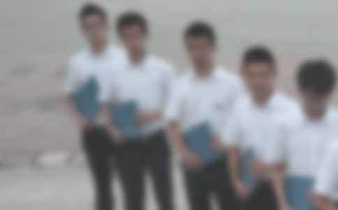 公關(guān)文秘在工作中如何做到內(nèi)外兼修