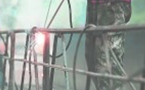 中國焊接協(xié)會2004年工作總結(jié)