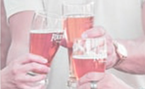 在校學(xué)生喝酒身亡 賠償責(zé)任三方承擔(dān)