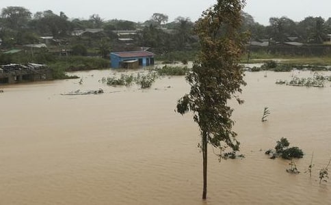 洪水受災(zāi)申請(qǐng)補(bǔ)助申請(qǐng)書(shū)