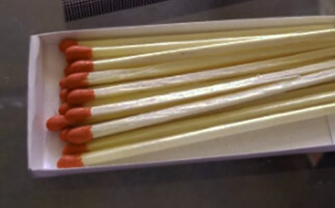 火柴與小女孩優(yōu)秀作文