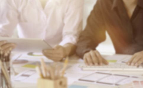 個(gè)人半年總結(jié)及下半年計(jì)劃-半年總結(jié)