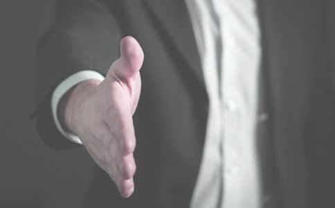 讓學生將口語交際運用到現(xiàn)實生活中