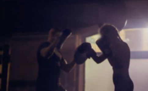 �{У�̾��������Y(ji��)����