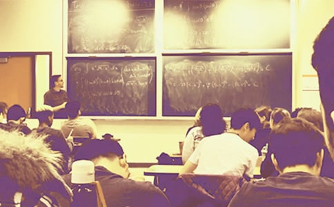 �̌W��У�L���������