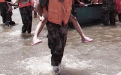 抗洪救災(zāi)作文