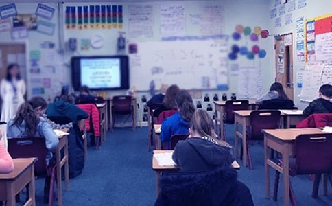 С�W(xu��)���п�ԇ�༉���w��r�������