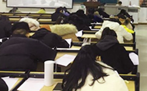 期中考試的作文15篇(薦)