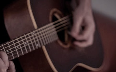 ������؛��ͬ������