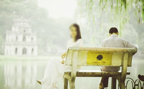 人與人之間冷漠的句子