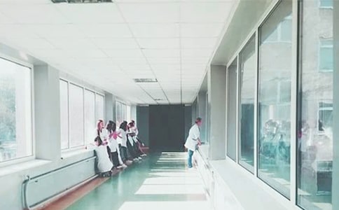 (優(yōu)秀)門診半年工作總結