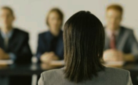 【精華】面試時(shí)簡(jiǎn)短的自我介紹集錦9篇