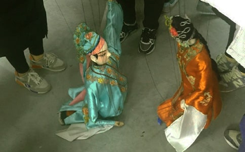 精彩的木偶戲作文