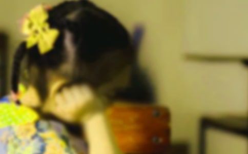 女孩也要堅(jiān)強(qiáng)