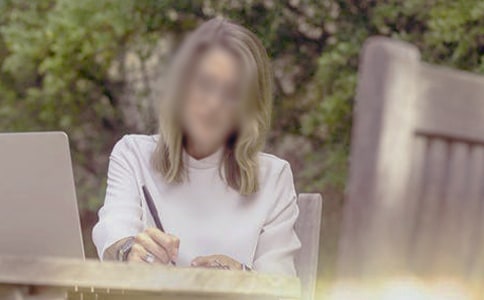 Ů�Ծ������罻�Y�x���R(sh��)