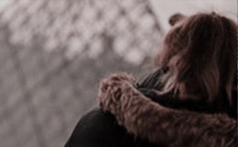 描寫女子害羞的句子