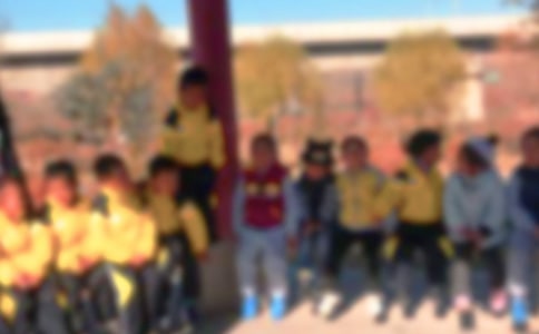 �y��������