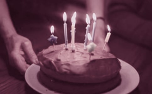 ���ă�(c��)��10�n��ȡ�����V