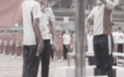 應(yīng)重視農(nóng)村中小學(xué)升國旗儀式