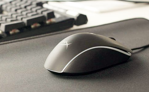 Ƕ��ʽ�O(sh��)�����(bi��o)�ӿڵ��O(sh��)Ӌ�c���F(xi��n)