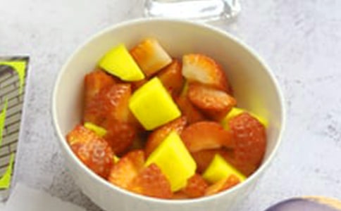 小班《秋天的水果》美術教案