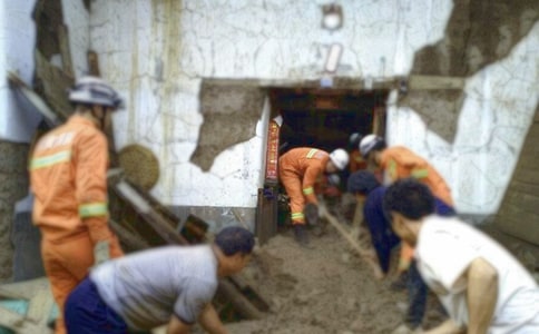 �׃�������ȫ����Ҏ(gu��)���ƶȣ����x3ƪ��