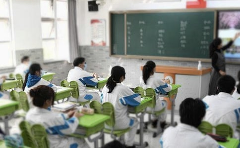 新學(xué)期幫孩子排除心理焦慮