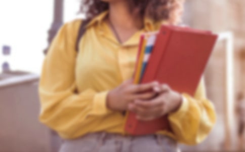 С�W(xu��)Ӣ�Z(y��)���нM�W(xu��)�ڹ���Ӌ(j��)���ղ�