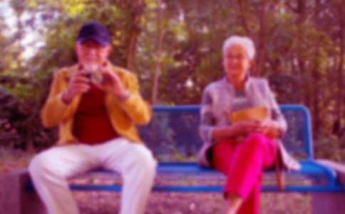 ���򠔠�?sh��)��?/></p>
 


      ���򠔠�?sh��)��?br />�̌W(xu��)Ŀ��(bi��o)��<br />������1���J(r��n)�R(sh��)���z��ժ����7��(g��)��������(hu��)��(xi��)�������桱��6��(g��)�֡�<br />������2�����_�����и�������x�n�����x����Ո(q��ng)���Z(y��)��ľ��ӡ�<br />������3�������˽���������@һ�ƌW(xu��)���R(sh��)�����B(y��ng)�W(xu��)����(��i)�ƌW(xu��)���W(xu��)�ƌW(xu��)�ľ���.��<br />���c(di��n)�y�c(di��n)�������n�����x����Ո(q��ng)���Z(y��)��ľ������˽���������@һ�ƌW(xu��)���R(sh��)��<br />�n�r(sh��)���ţ�2�n�r(sh��)<br />�̌W(xu��)�^(gu��)�̣�<br />&nbsp;&nbsp;&nbsp;&nbsp;&nbsp;&nbsp;&nbsp;&nbsp;&nbsp;&nbsp;&nbsp;&nbsp;&nbsp;&nbsp;&nbsp;&nbsp;&nbsp;&nbsp;&nbsp;&nbsp;&nbsp;&nbsp;&nbsp;&nbsp;&nbsp;&nbsp;&nbsp;&nbsp;&nbsp;&nbsp;&nbsp;&nbsp;&nbsp; ��һ�n�r(sh��)<br />һ����Ȥ��(d��o)����<br />������1���̎���(hu��)��(ji��n)�P��(hu��)��һֻС�֣����@��ʲô������ʲô�ã����W(xu��)���d�²������f(shu��)��<br />������2���̎��ٮ�(hu��)���򣺵��򠔠�Ҳ���֣���������ʲô������<br />������3���̎����(sh��)�n�}�����򠔠�?sh��)��?br />�������x����<br />������1���W(xu��)�����x�n�ģ��̎����Ҫ���x��(zh��n)�������Ѿ����xͨ�����(sh��)���x���õľ������Ϙ�(bi��o)ӛ��Ո(q��ng)�̌W(xu��)��(x��)����̎���<br />������2���z������������r��<br />����������1����ʾ��ƴ�������֣��z��ժ����������������������ָ���J(r��n)�x��<br />����������2������ƴ�����W(xu��)���Լ����x��Ȼ��ָ����(d��ng)С�ώ��I(l��ng)�x��<br />����������3����y�������(zh��n)�x����ָ��һ���x��ͬ�W(xu��)��ȼ�(j��)����һ����������������������(zh��n)����<br />����������4�����Α�ͬ����ِ�x��<br />����������5���������ͻ��n�ĵ��~�Z(y��)�У�ָ���x�~�Z(y��)���_(k��i)��܇(ch��)ʽ�x�~�Z(y��)��<br />������3���W(xu��)���x���Լ�ϲ�g����Ȼ���x�o��� (t��ng)��ͬ�W(xu��)�����u(p��ng)�h�����l(shu��)�x�ü����_��������<br />������4��ᘌ�(du��)�W(xu��)�����x�г��F(xi��n)�Ć�(w��n)�}���̎����c(di��n)ָ��(d��o)��Ո(q��ng)���Z(y��)��ľ�����Ȼ��W(xu��)������(f��)���xС��(d��ng)��͵��򠔠�?sh��)Č?du��)Ԓ(hu��)��<br />������5��ͶӰ��ʾ��ʮ��Ȼ�Σ��x�˵��򠔠�?sh��)��?hu��)����֪����ʲô��������4�ˌW(xu��)��(x��)С�M�M(j��n)�нM��(n��i)������Ȼ��С�M�x������ȫ��ӑՓ�������̎����C(j��)����(d��o)����<br />������6���ֽ�ɫ���x�n�������䘷(l��)���^��x���Ծ������n������<br />������7���|(zh��)�Ɇ�(w��n)�y���x���n������߀�Л](m��i)�в����׵ĵط������W(xu��)�����ԕ������������Լ����ľ�׌�W(xu��)���Լ�ȥ�ش�����<br />�ڶ��n�r(sh��)<br />��(f��)��(x��)����<br />�Ԟ^�n��<br />������չ����<br />������1���̎���ʾ����ᘿ������F�Č�(sh��)�(y��n)���W(xu��)���^�����H�Ը�����<br />���������̎�С�Y(ji��)�����򠔠�?sh��)��־�����Fһ�������������������������ϵ�һ�����@�N�������ǵ���������<br />������2����չ����߀���e�������f(shu��)�����򠔠������ֵĆ᣿���W(xu��)��(li��n)ϵ�Լ���������������㼺Ҋ(ji��n)����һ����u(p��ng)�h����<br />������3��.���Y(ji��)ՄԒ(hu��)�����򠔠�?sh��)�Ȥ���f(shu��)Ҳ�f(shu��)������ͬ�W(xu��)���n����Բ���һЩ�Y�ϣ��˽����������P(gu��n)֪�R(sh��)��<br />���ġ�ָ��(d��o)��(sh��)��(xi��)��<br />�����������nҪ��(xi��)���ֶ������ҽY(ji��)��(g��u)����������������������(sh��)����(y��ng)ԓ��(xi��)����խ�Ҍ����������֑�(y��ng)��(xi��)������խ���������桱������Ҫע������(d��o)�W(xu��)���^(q��)�e���������c�����ԵĮ�ͬ���������ҡ��Y(ji��)��(g��u)һ�����������ƣ����ԽY(ji��)������(l��i)ָ��(d��o)��(sh��)��(xi��)�����㡱�ֵ���׃������ľ���ֵ���׃�c(di��n)�����ס��ֵĹP혼��P��(hu��)���QƲ����Ҫ�м�(x��)ָ��(d��o)��<br />������1���W(xu��)���м�(x��)�^������?c��)����ָ��е�λ�á?br />������2������(d��o)�W(xu��)���l(f��)�F(xi��n)��(xi��)���@����(g��)�ֵ��P(gu��n)�I���̎�����(xi��)��<br />������3���W(xu��)����t������(xi��)�����l(shu��)��(xi��)�����_���^����(xi��)�ׂ�(g��)������ֱ���Լ��M(m��n)���ֹ��<br />������4���̎�Ѳҕ����(g��)�eָ��(d��o)�����r(sh��)չʾ��(xi��)�úõČW(xu��)�����I(y��)��<br />���������n�⽨�h��<br />������1�����n���x�o���L(zh��ng) (t��ng)��Ո(q��ng)�����o�㌑(xi��)�׾��u(p��ng)�Z(y��)��<br />������2��Ո(q��ng)�ְ֋�����æ�������P(gu��n)������ĕ�(sh��)�����������x�r(sh��)�g��ͬ�W(xu��)�M(j��n)�н�����<br />������3���LԇС��(sh��)�(y��n)��һ��һС�ɂ�(g��)�|���ĸ�̎�������Ă�(g��)�������<br />�����������W(xu��)�������ČW(xu��)�������M(j��n)�Ќ�(sh��)�(y��n)����&nbsp;&nbsp; <br /> <br />���򠔠�?sh��)����ɷ��������W(w��ng)�̰��l��http://m.cjxcw.cn�Ѽ����������(qu��n)�w��������,�D(zhu��n)�dՈ(q��ng)ע����̎! <br /><p>�����򠔠�?sh��)��֡����P(gu��n)���£�</p><p><a target=