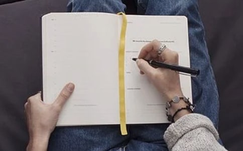 (精選)以微笑為話題的作文